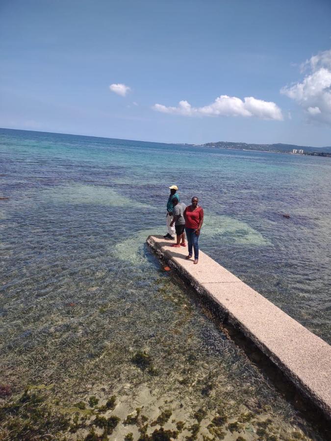 Chateau Margarita Ja Montego Bay Exteriör bild